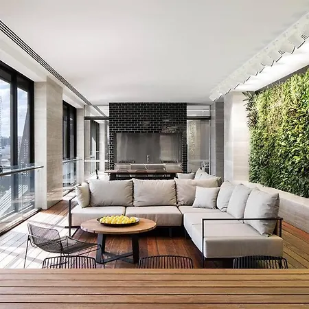 Luxurious 2 Bed Apartment With Captivating View Melbourne Exterior photo